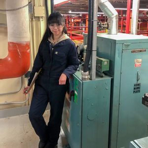 Meet your Posher, Yadana isabel